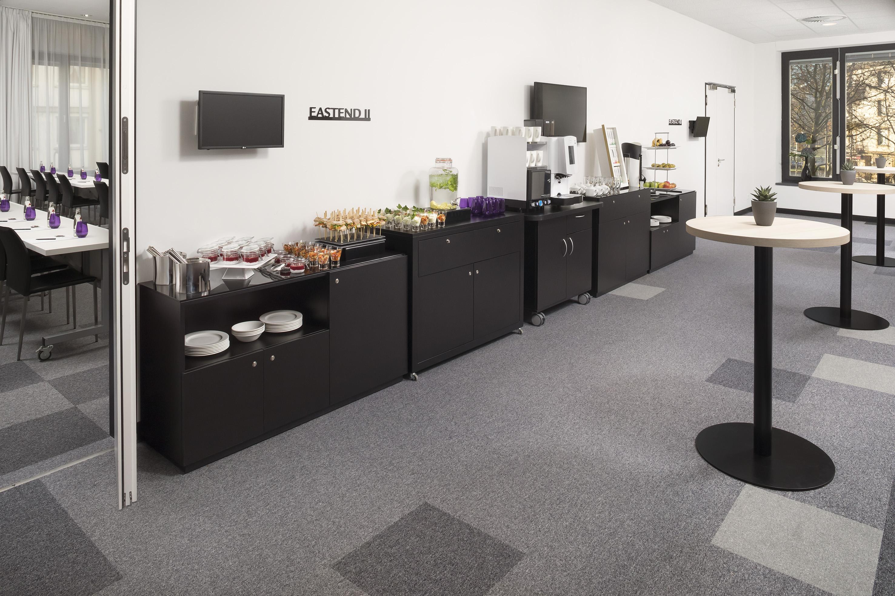 MeliáFrankfurt Ostend Innside酒店